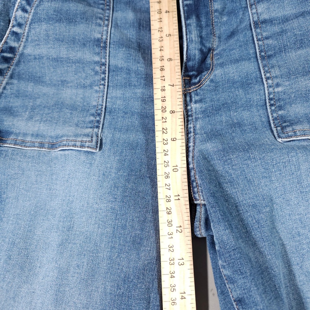 American Eagle Super High Rise Flare Jeans Womens 10 Blue Stretch Patch Pocket - Picture 6 of 9